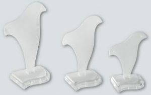 22410 pleksi podstavek za uhane (55 x 40 x 100 + 45 x 37 x 85 + 40 x 30 x 70 mm)