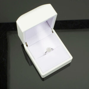 13400 embalaža za prstan s lučko (62 x 65 x 50 mm)