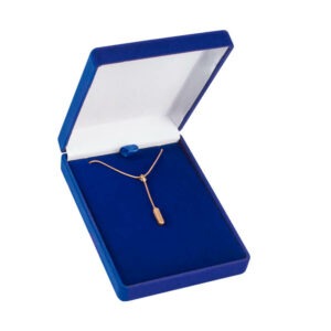 18320 pliš embalaža za verižico, ogrlico, obesek,  priznanje (91 x 124 x 33 mm)